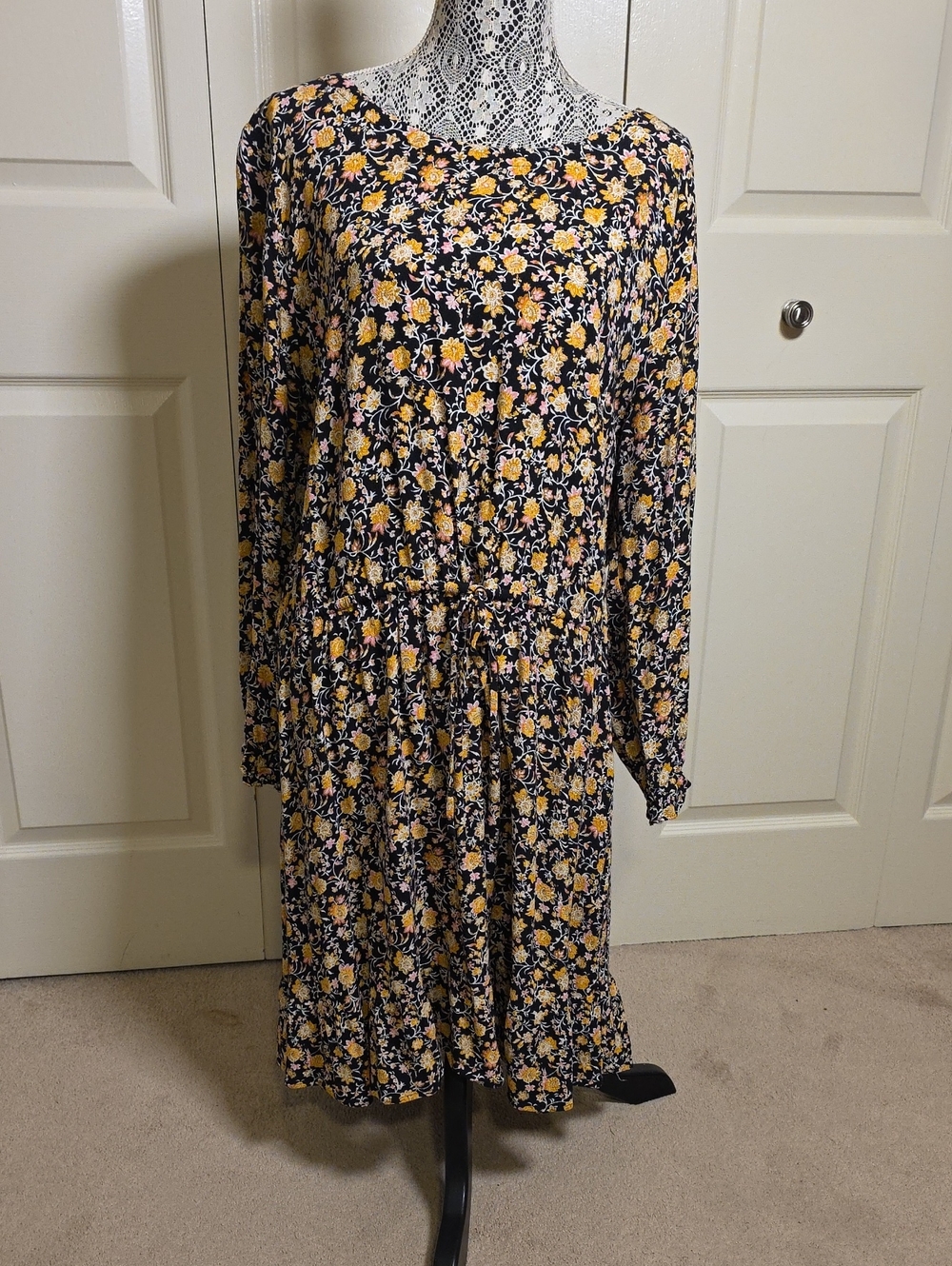 Loft Women’s Black Floral Long-Sleeve Dress - Yellow Flower Print